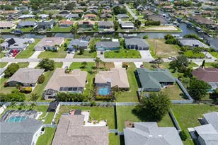 414 SE 31st St, Cape Coral, FL 33904 - Photo 7