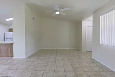4417 SW Santa Barbara Pl, Cape Coral, FL 33914 - Photo 5