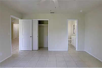 4417 SW Santa Barbara Pl, Cape Coral, FL 33914 - Photo 7
