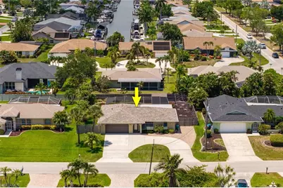 805 SW 52nd St, Cape Coral, FL 33914 - Photo 47