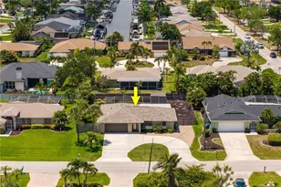 805 SW 52nd St, Cape Coral, FL 33914 - Photo 47