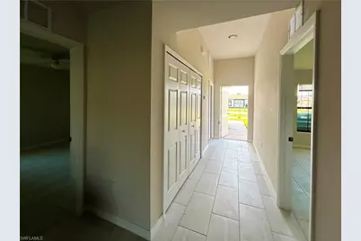 605 SE 14th St, Cape Coral, FL 33990 - Photo 11