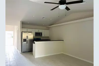 605 SE 14th St, Cape Coral, FL 33990 - Photo 9