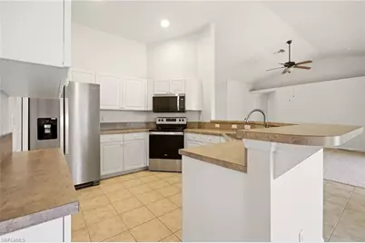 2600 SW 1st St, Cape Coral, FL 33991 - Photo 9