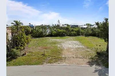 572 Chert Ct, Sanibel, FL 33957 - Photo 11