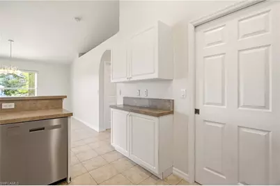 2600 SW 1st St, Cape Coral, FL 33991 - Photo 11