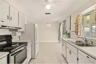 5403 Baylor Ln, Fort Myers, FL 33908 - Photo 7