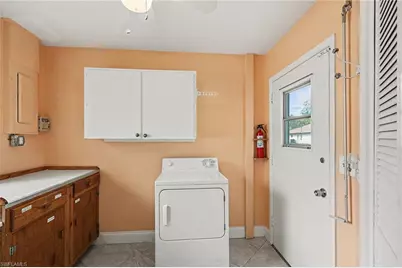 5403 Baylor Ln, Fort Myers, FL 33908 - Photo 13
