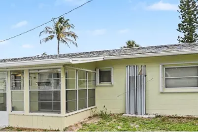 5403 Baylor Ln, Fort Myers, FL 33908 - Photo 15