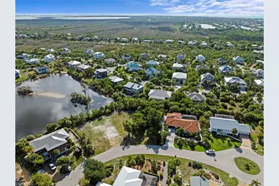 564 Chert Ct, Sanibel, FL 33957 - Photo 5