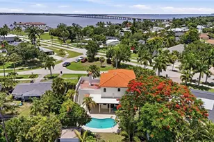 1358 Hopedale Dr, Fort Myers, FL 33919 - Photo 49