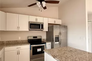 601 NE 11th Terrace, Cape Coral, FL 33909 - Photo 3