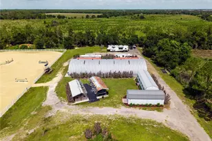 12090 Shawnee Rd, Fort Myers, FL 33913 - Photo 13