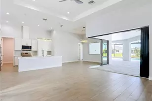 620 SW 26th St, Cape Coral, FL 33914 - Photo 5