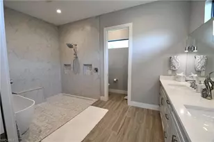 5328 SW 22nd Ave, Cape Coral, FL 33914 - Photo 17
