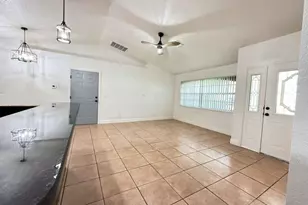 2712 SW 2nd Ave, Cape Coral, FL 33914 - Photo 3