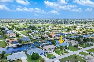 4116 SW 1st Pl, Cape Coral, FL 33914 - Photo 7