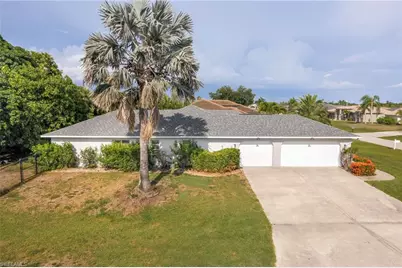 601 SE 19th St, Cape Coral, FL 33990 - Photo 3