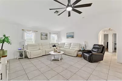 601 SE 19th St, Cape Coral, FL 33990 - Photo 11