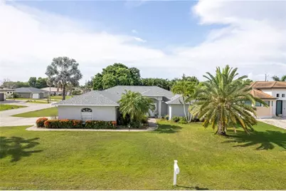 601 SE 19th St, Cape Coral, FL 33990 - Photo 1