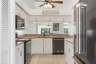8185 Breton Cir, Fort Myers, FL 33912 - Photo 15