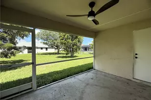 302 NW 2nd Pl, Cape Coral, FL 33993 - Photo 23