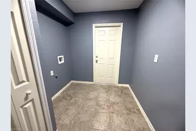 302 NW 2nd Pl, Cape Coral, FL 33993 - Photo 21