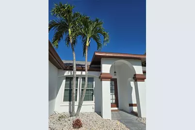 2136 SE 8th Ave, Cape Coral, FL 33990 - Photo 5