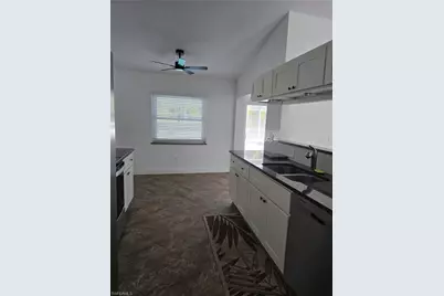 2136 SE 8th Ave, Cape Coral, FL 33990 - Photo 27