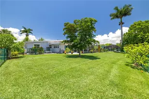1729 Club House Rd, North Fort Myers, FL 33917 - Photo 33