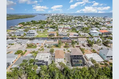 401 Donora Blvd, Fort Myers Beach, FL 33931 - Photo 21