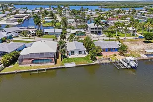 2498 Bayshore Dr, Matlacha, FL 33993 - Photo 33