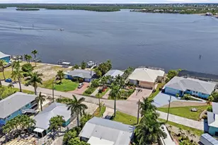2498 Bayshore Dr, Matlacha, FL 33993 - Photo 37