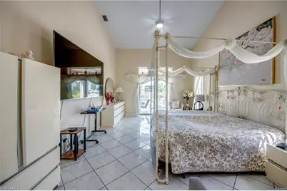 2105 SW 53rd Ter, Cape Coral, FL 33914 - Photo 7