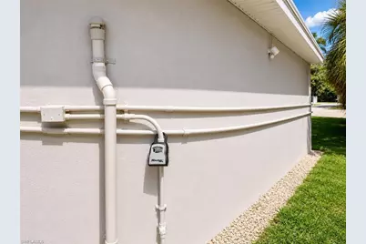 1949 Maravilla Ave, Fort Myers, FL 33901 - Photo 7