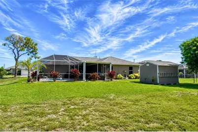 1215 SW 31st Ter, Cape Coral, FL 33914 - Photo 23