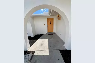 4708 Orange Grove Blvd, North Fort Myers, FL 33903 - Photo 5