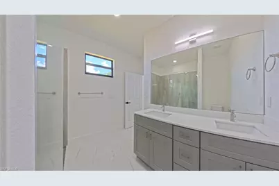 2907 Colin Ave S, Lehigh Acres, FL 33976 - Photo 19