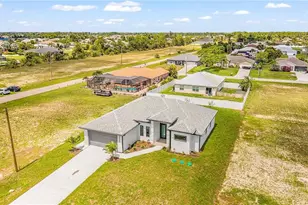 3227 NE 13th Pl, Cape Coral, FL 33909 - Photo 25
