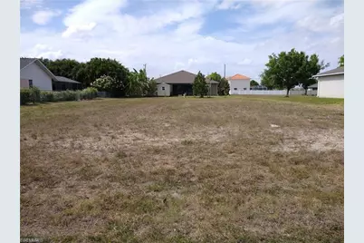 1431 Mohawk Pkwy, Cape Coral, FL 33914 - Photo 3