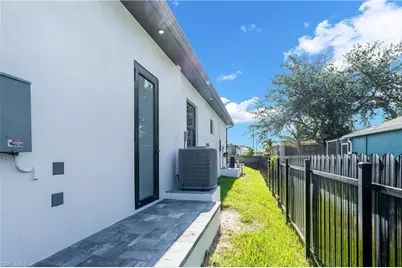 129 SW 34th Ave, Cape Coral, FL 33991 - Photo 45