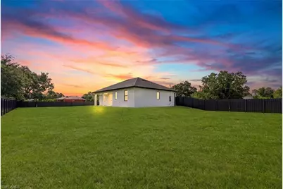 4300 12th St SW, Lehigh Acres, FL 33976 - Photo 25