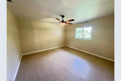 4426 SW Santa Barbara Pl, Cape Coral, FL 33914 - Photo 9