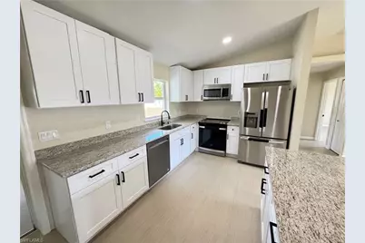4426 SW Santa Barbara Pl, Cape Coral, FL 33914 - Photo 33