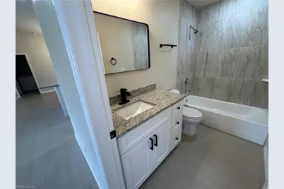 4426 SW Santa Barbara Pl, Cape Coral, FL 33914 - Photo 25
