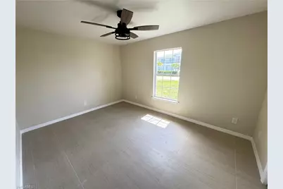 4426 SW Santa Barbara Pl, Cape Coral, FL 33914 - Photo 29