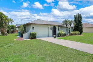622 SW 22nd Terrace, Cape Coral, FL 33991 - Photo 3