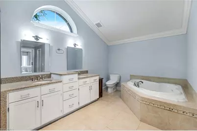 204 SE 20th Pl, Cape Coral, FL 33990 - Photo 25