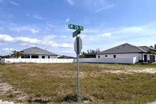 3 SW 35th Pl, Cape Coral, FL 33991 - Photo 1