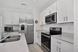 14039 Oviedo Pl, Fort Myers, FL 33905 - Photo 13
